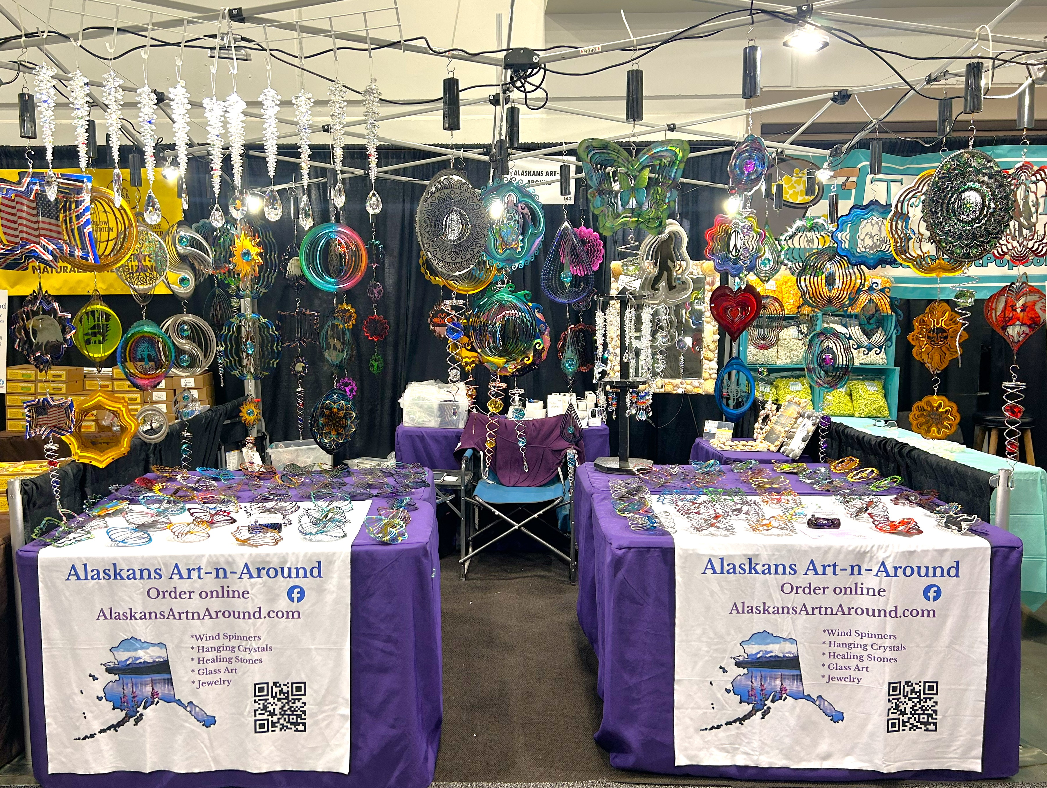 Alaskans Art booth set up